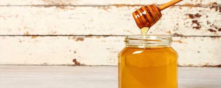 Uses of raw honey